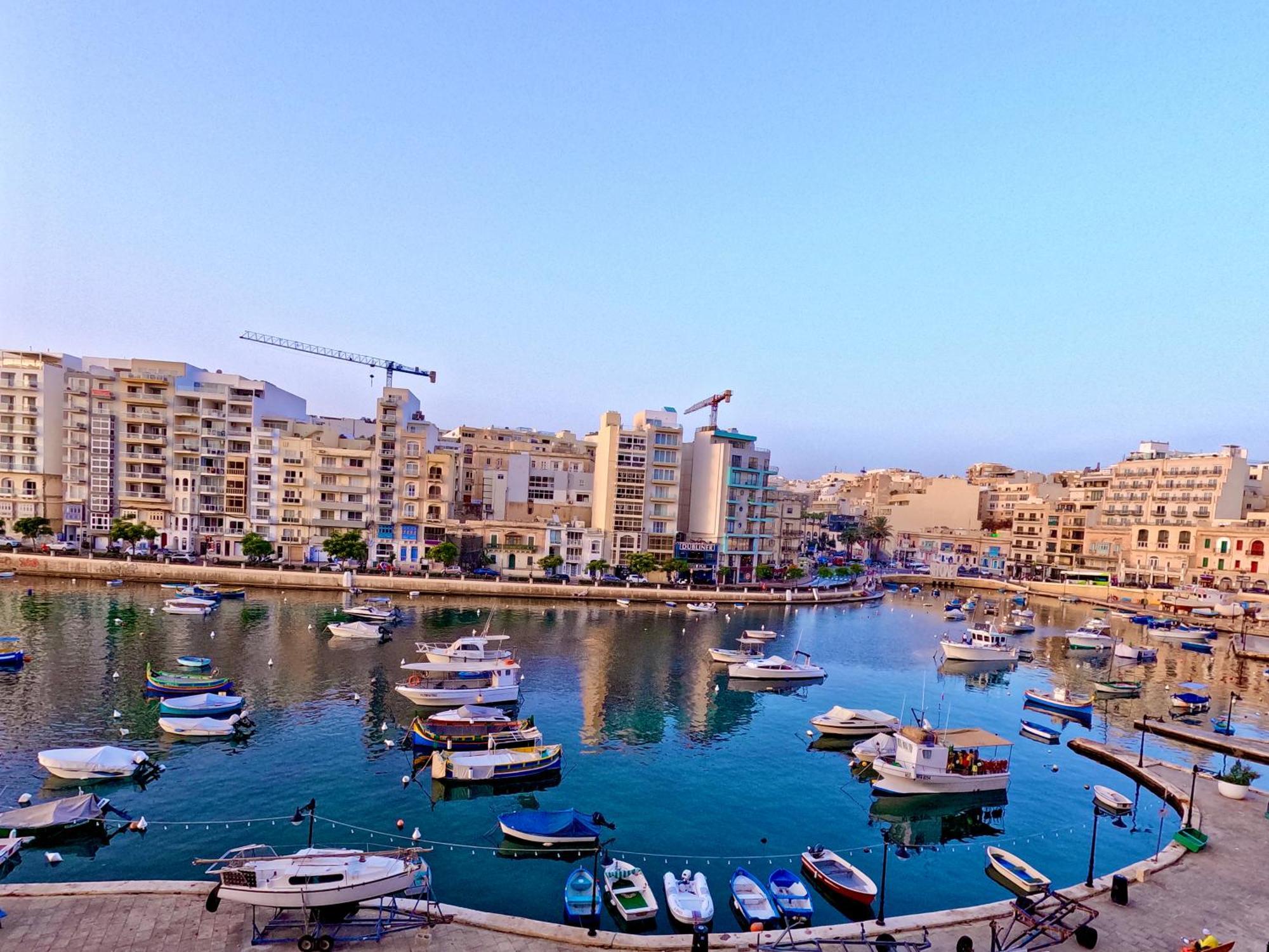 Modern Apartment In St Julian'S Malta, With Breathtaking Views Of Spinola Bay San Julián Exterior foto